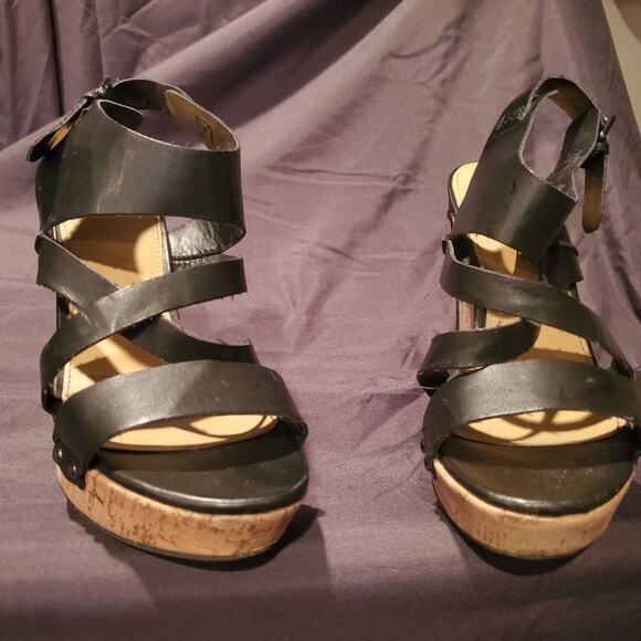 Michael Kors Black Leather Wedge Platform Sandals Size 8.5 - Picture 3 of 9